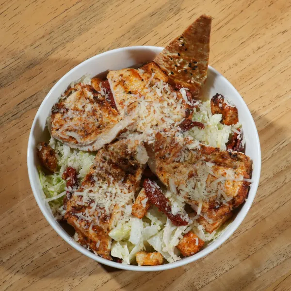 Tavuklu Sezar Salata