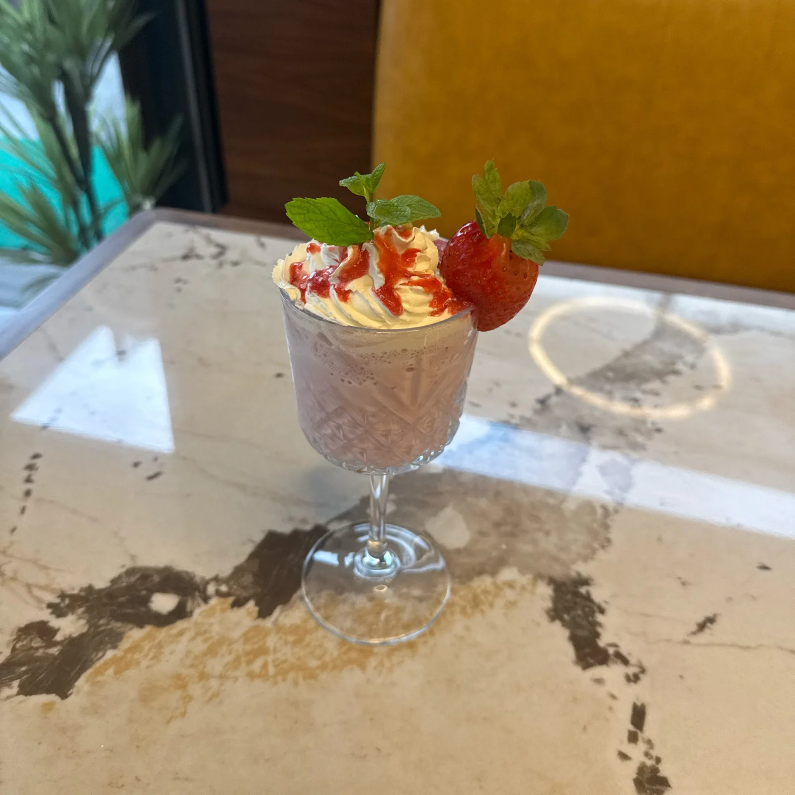 Çilekli Milkshake