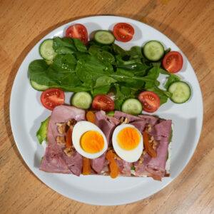 Dana Füme & Haşlanmış Yumurta